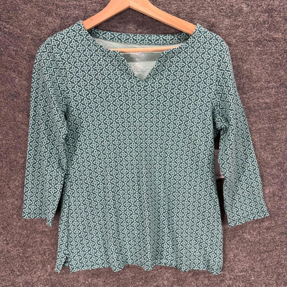 New Croft & Barrow Blouse Women PXS Petite Green Geometric V-Neck 3/4 Sleeve